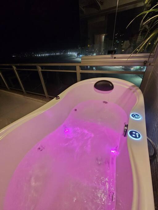 Pe Na Areia Com Jacuzzi E Vista Incrivel Mar! *