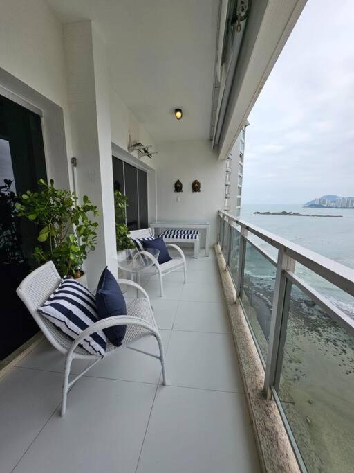 Pe Na Areia Com Jacuzzi E Vista Incrivel Mar! * Guaruja