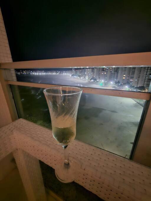 Apartment Pe Na Areia Com Jacuzzi E Vista Incrivel Mar! Guaruja